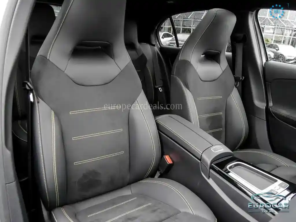 Mercedes-Benz A 45 AMG