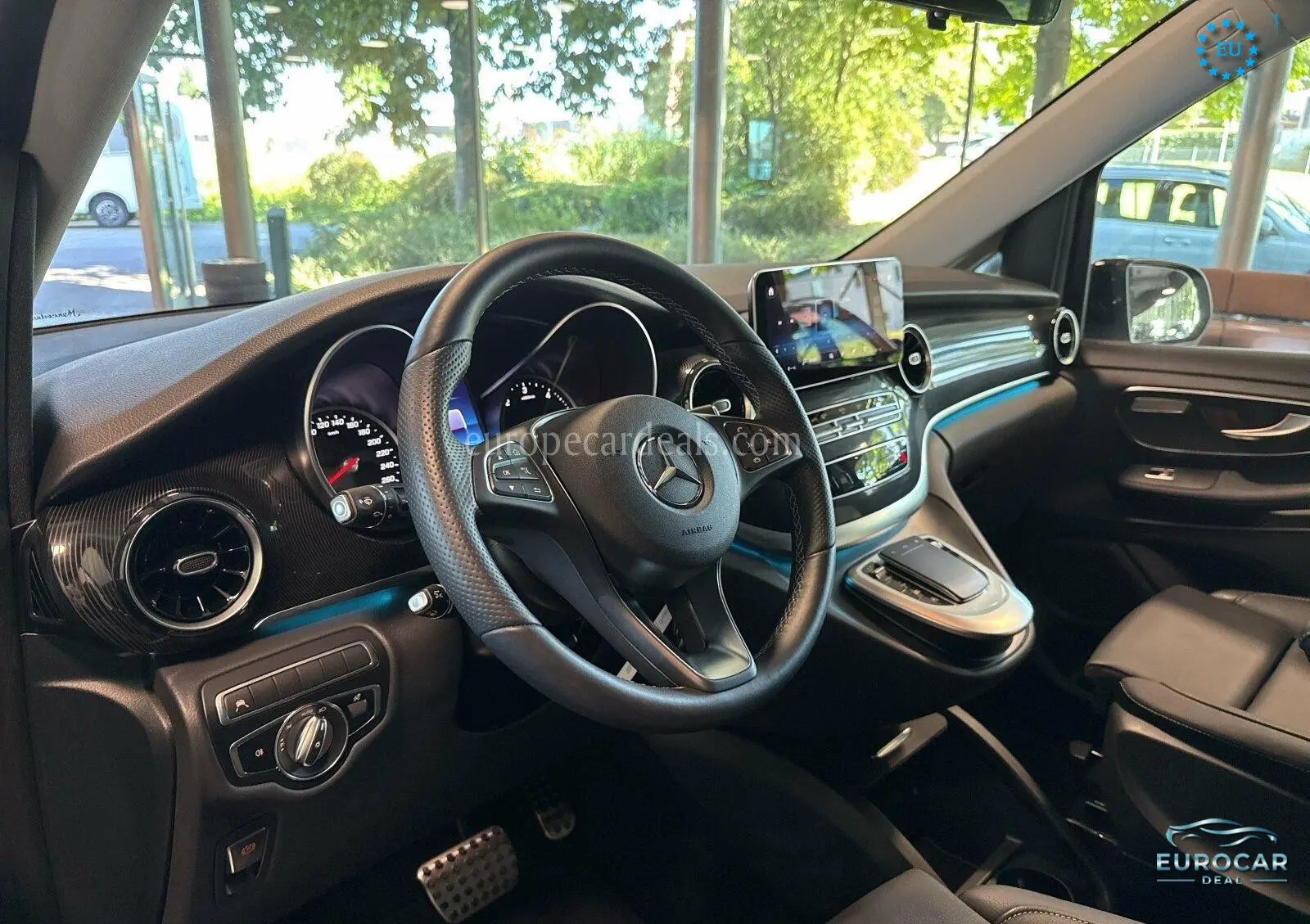 Mercedes-Benz V 220