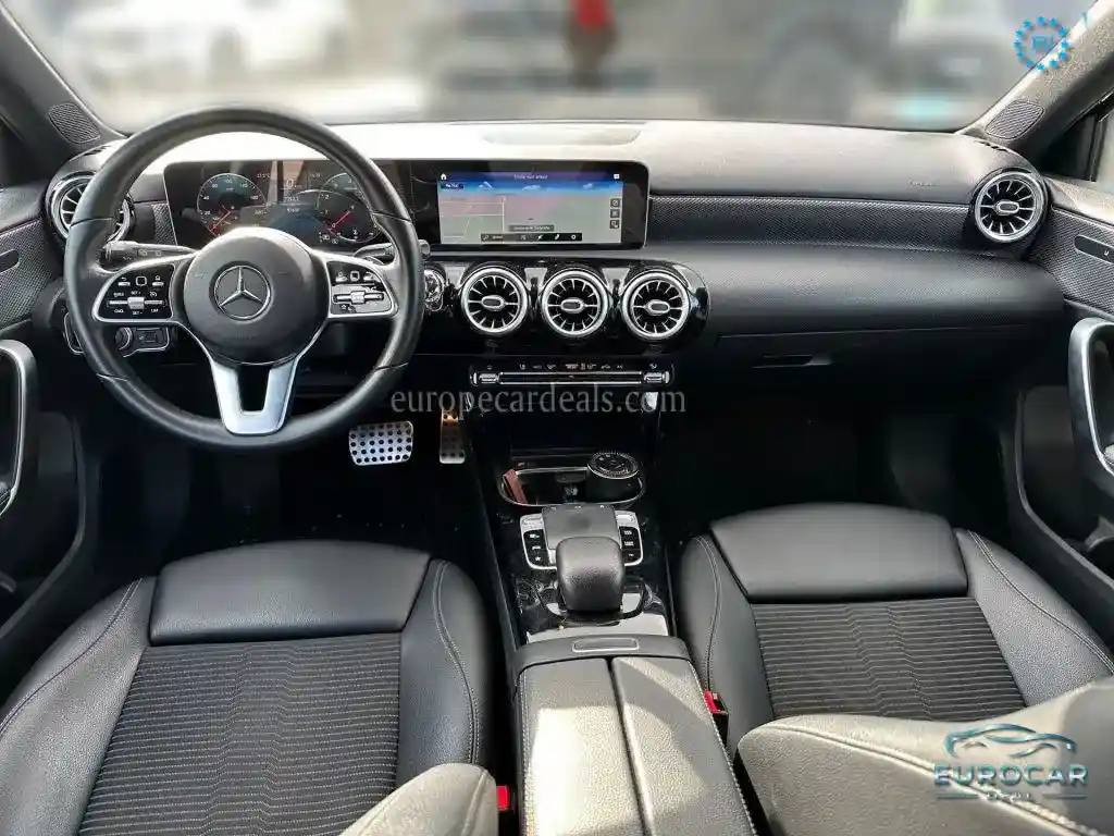Mercedes-Benz A 220