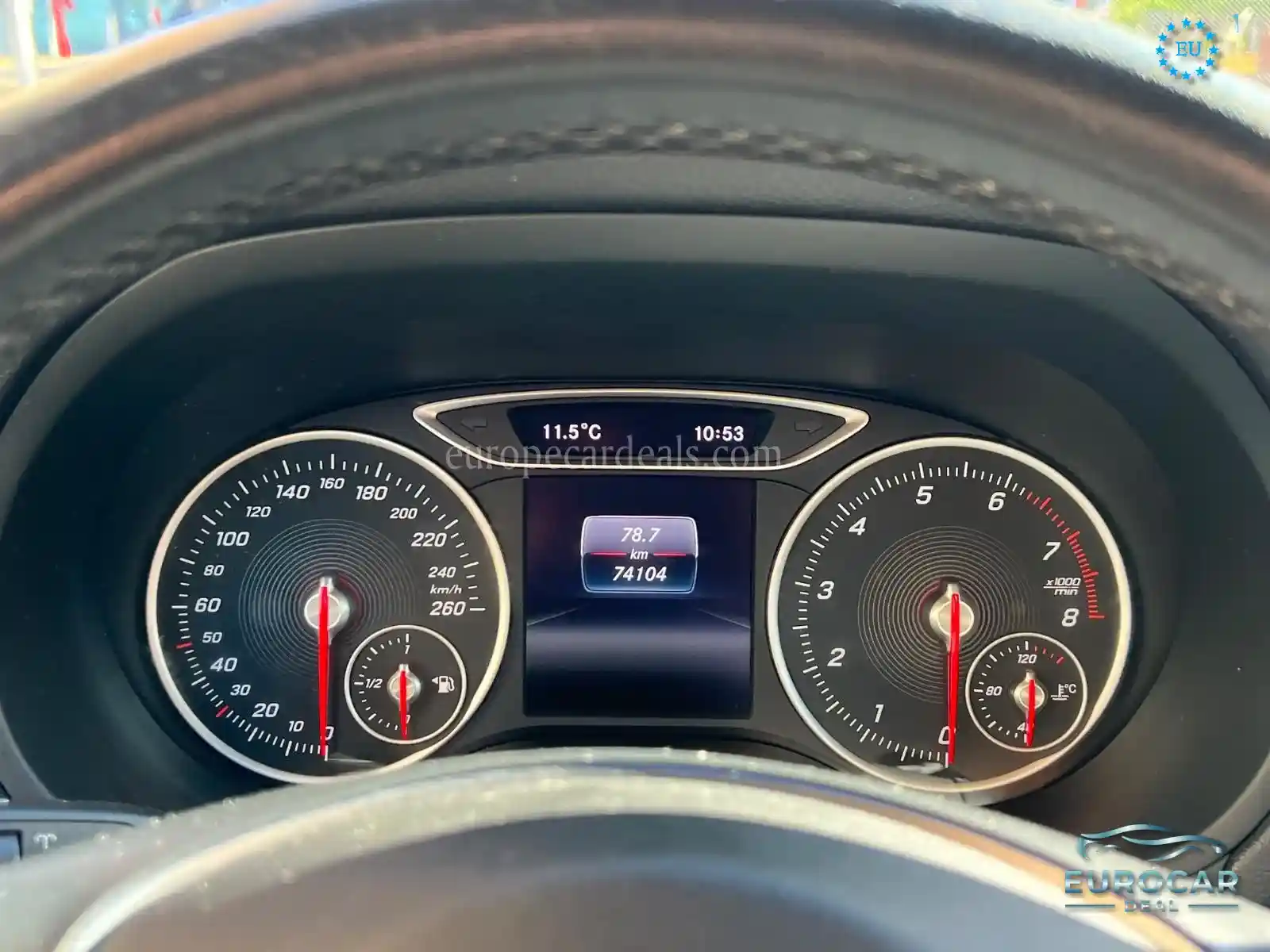 Mercedes-Benz B 180