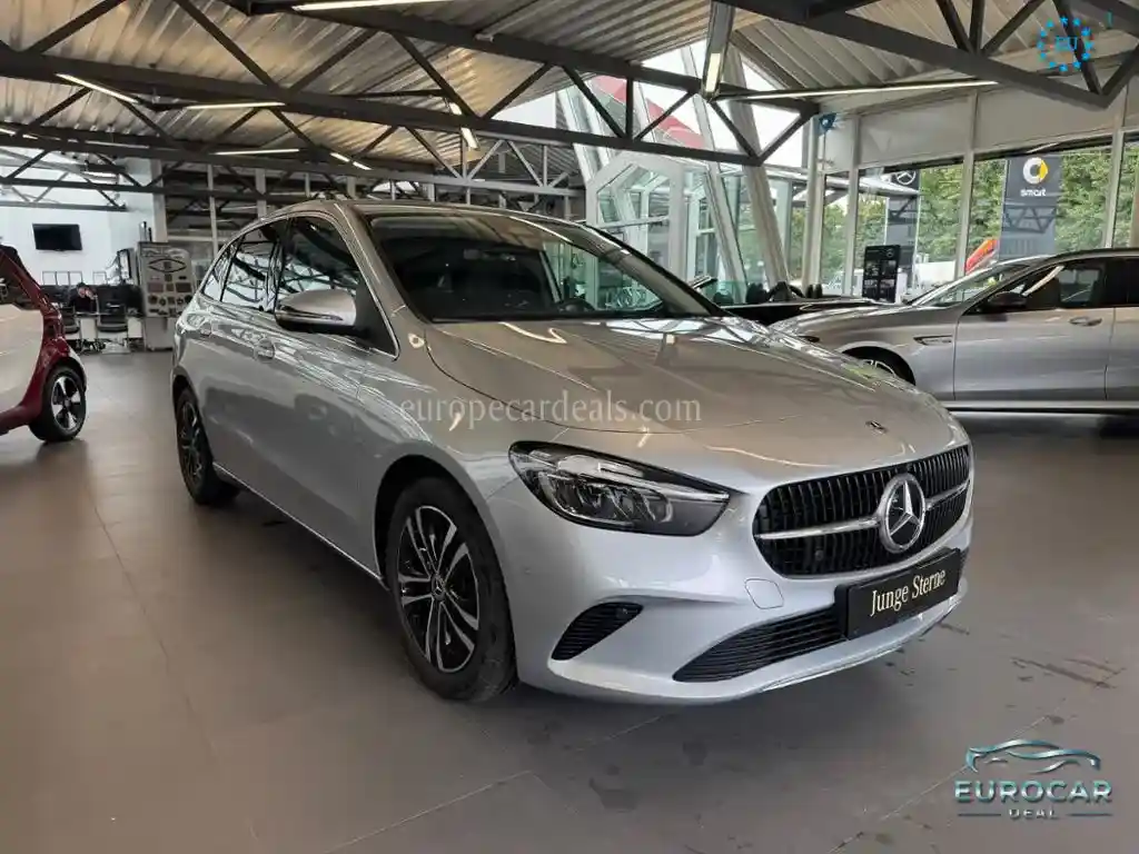 Mercedes-Benz B 220