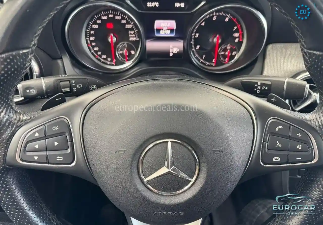 Mercedes-Benz CLA 250