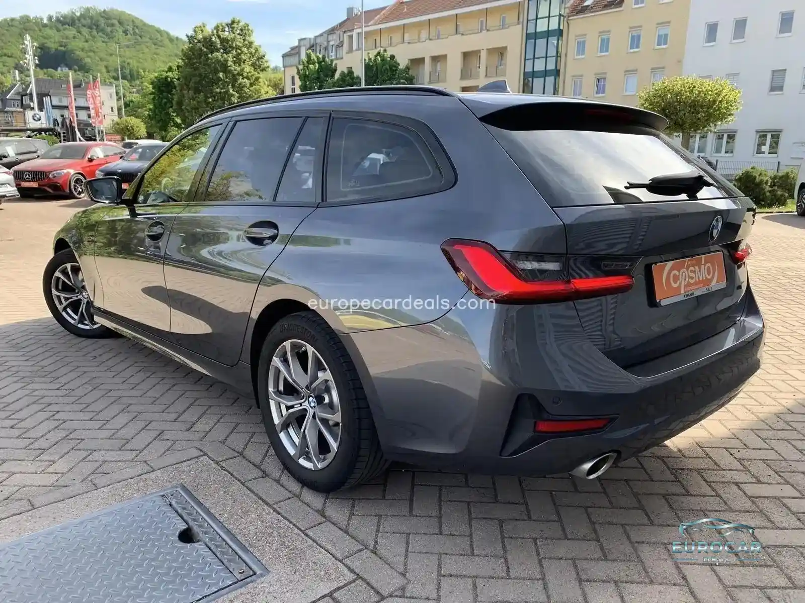 BMW 330