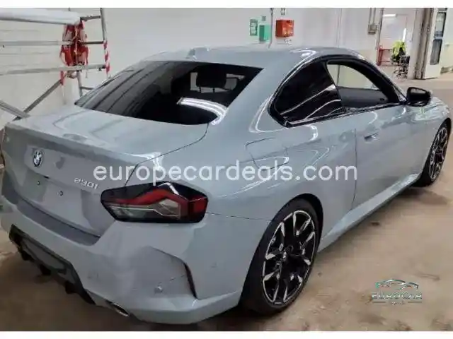 BMW 230