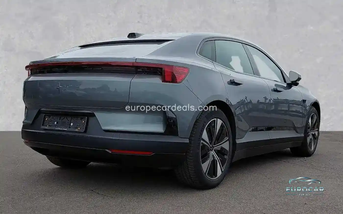 Polestar 4