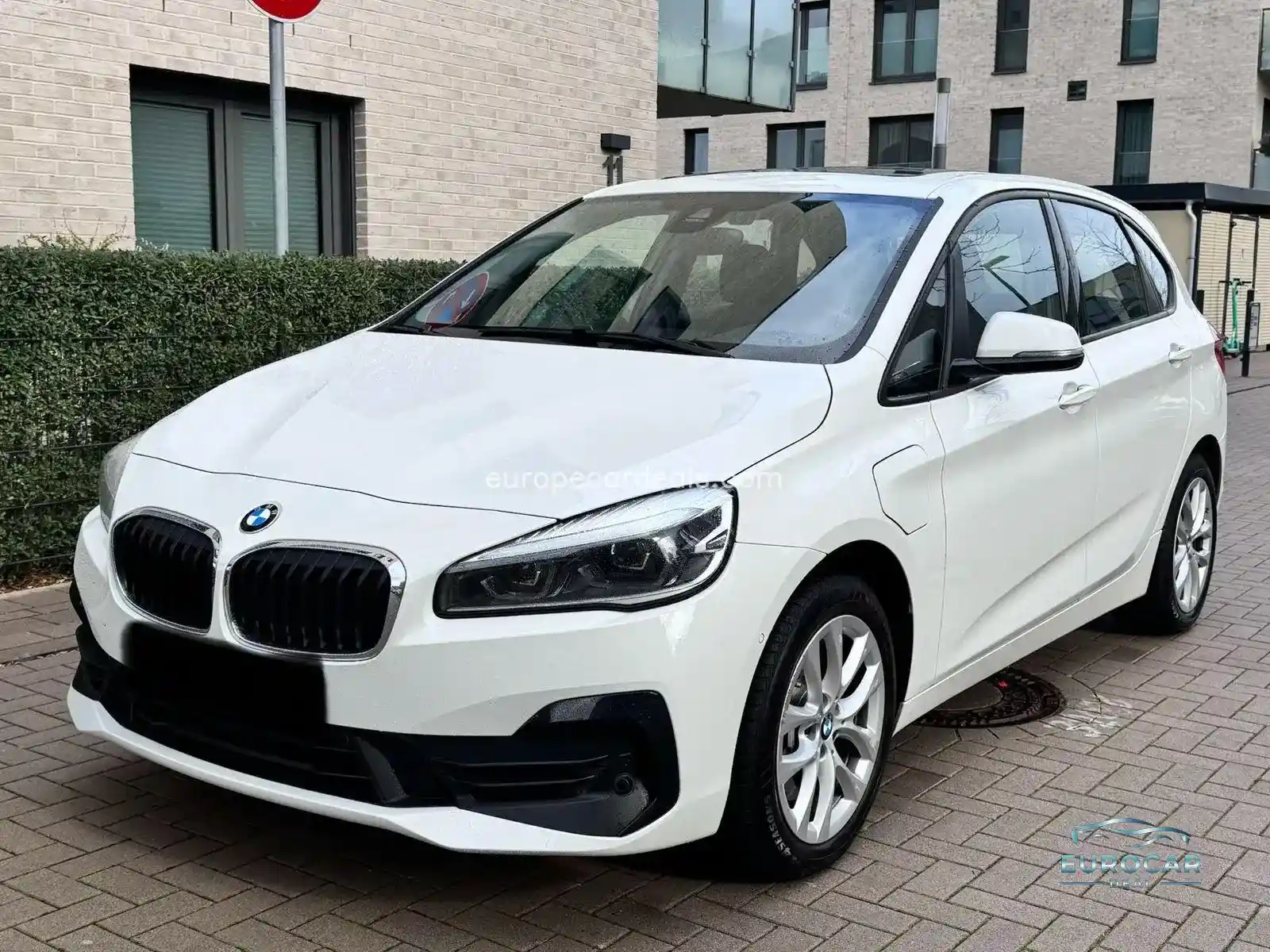 BMW 225