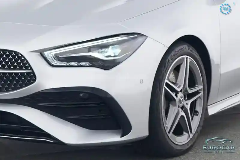 Mercedes-Benz CLA 220 Shooting Brake
