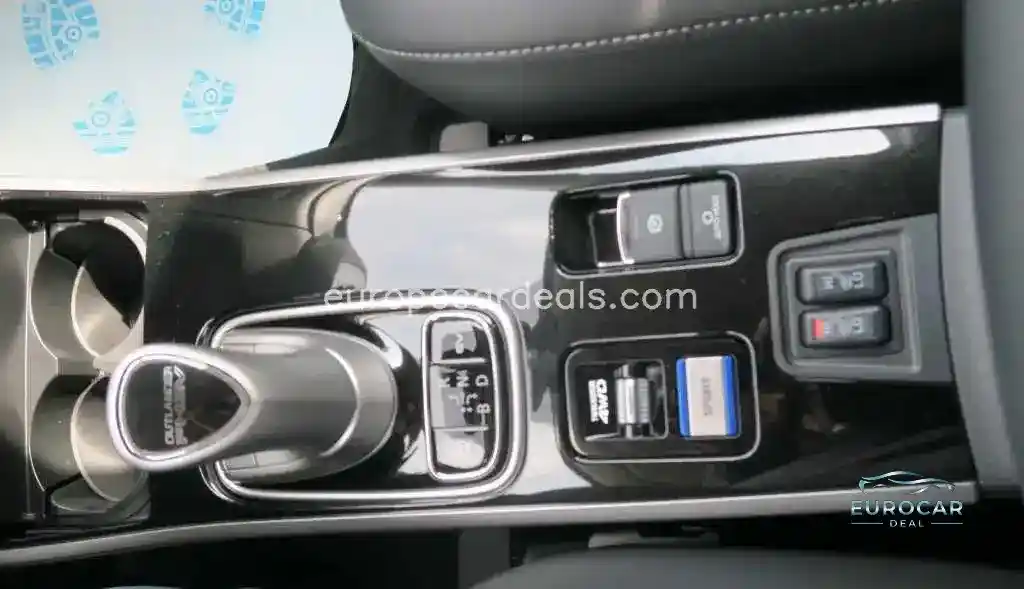 Mitsubishi Plug-in Hybrid Outlander