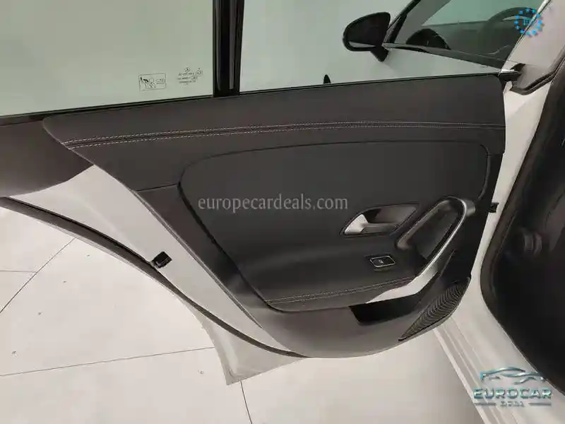 Mercedes-Benz CLA 180 Shooting Brake