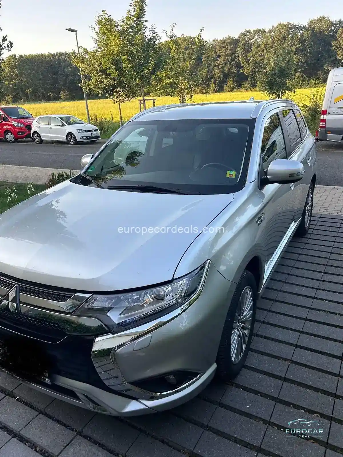 Mitsubishi Plug-in Hybrid Outlander
