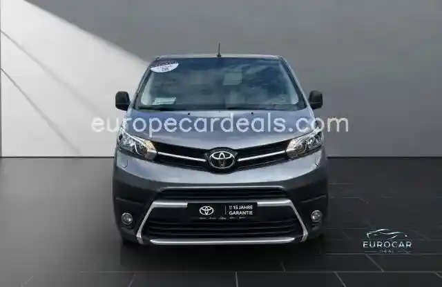 Toyota Proace (Verso)