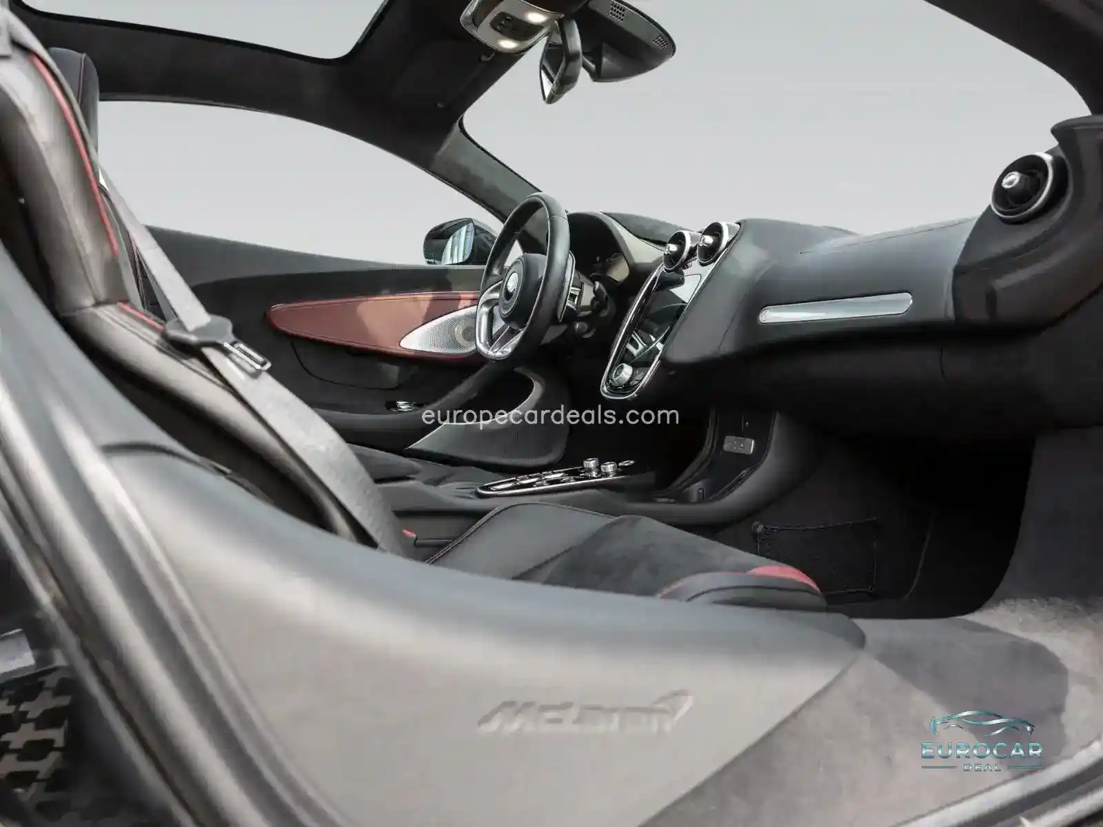 McLaren GT