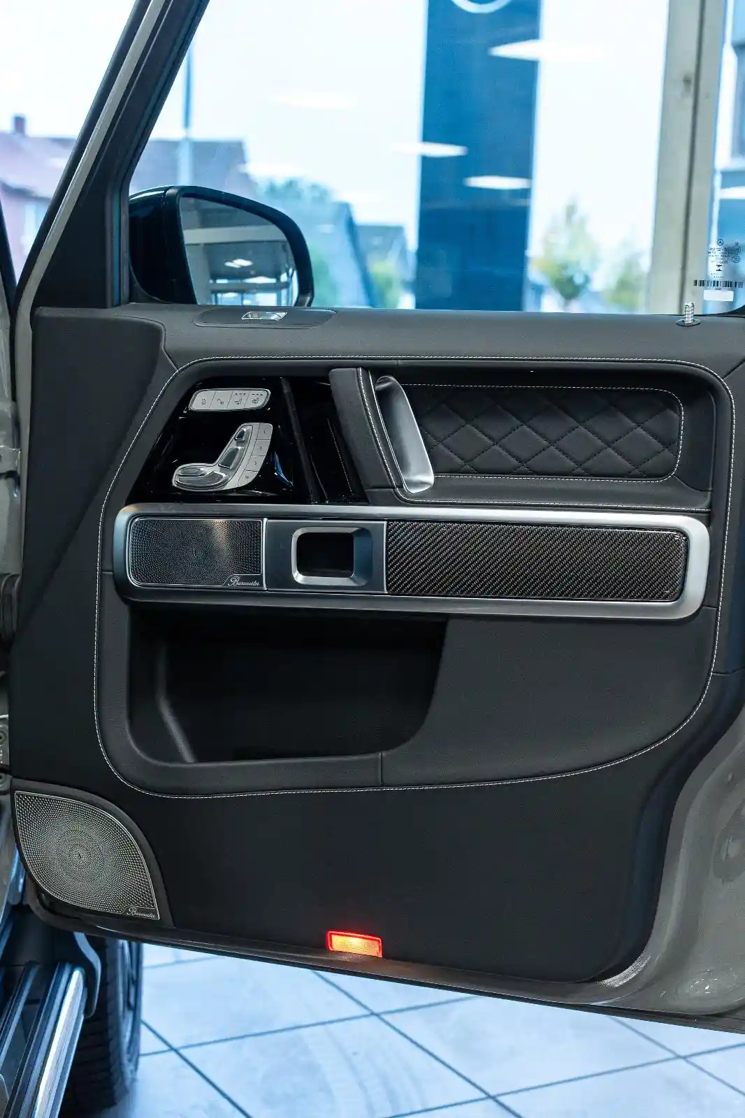 Mercedes-Benz G 500
