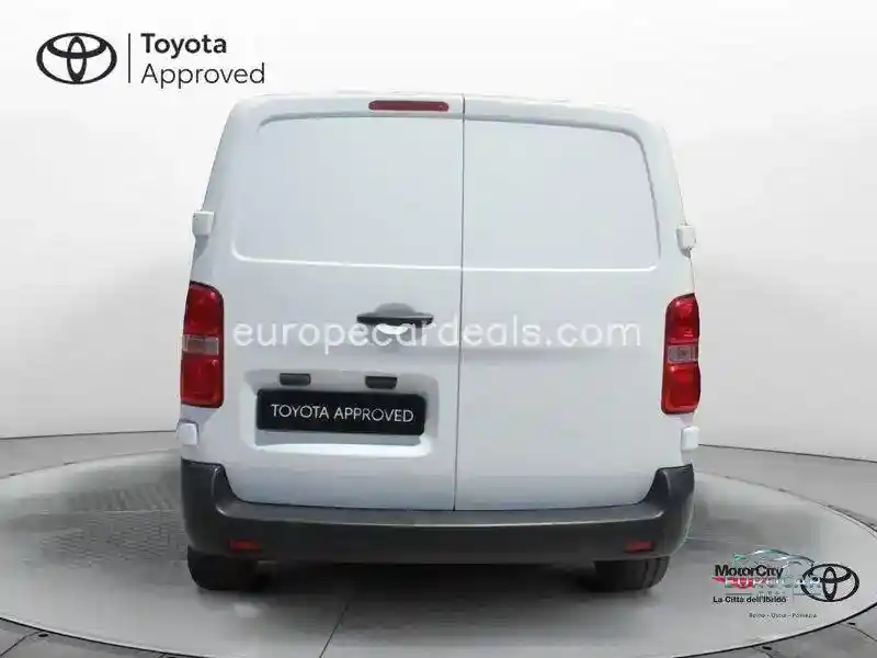Toyota Proace (Verso)