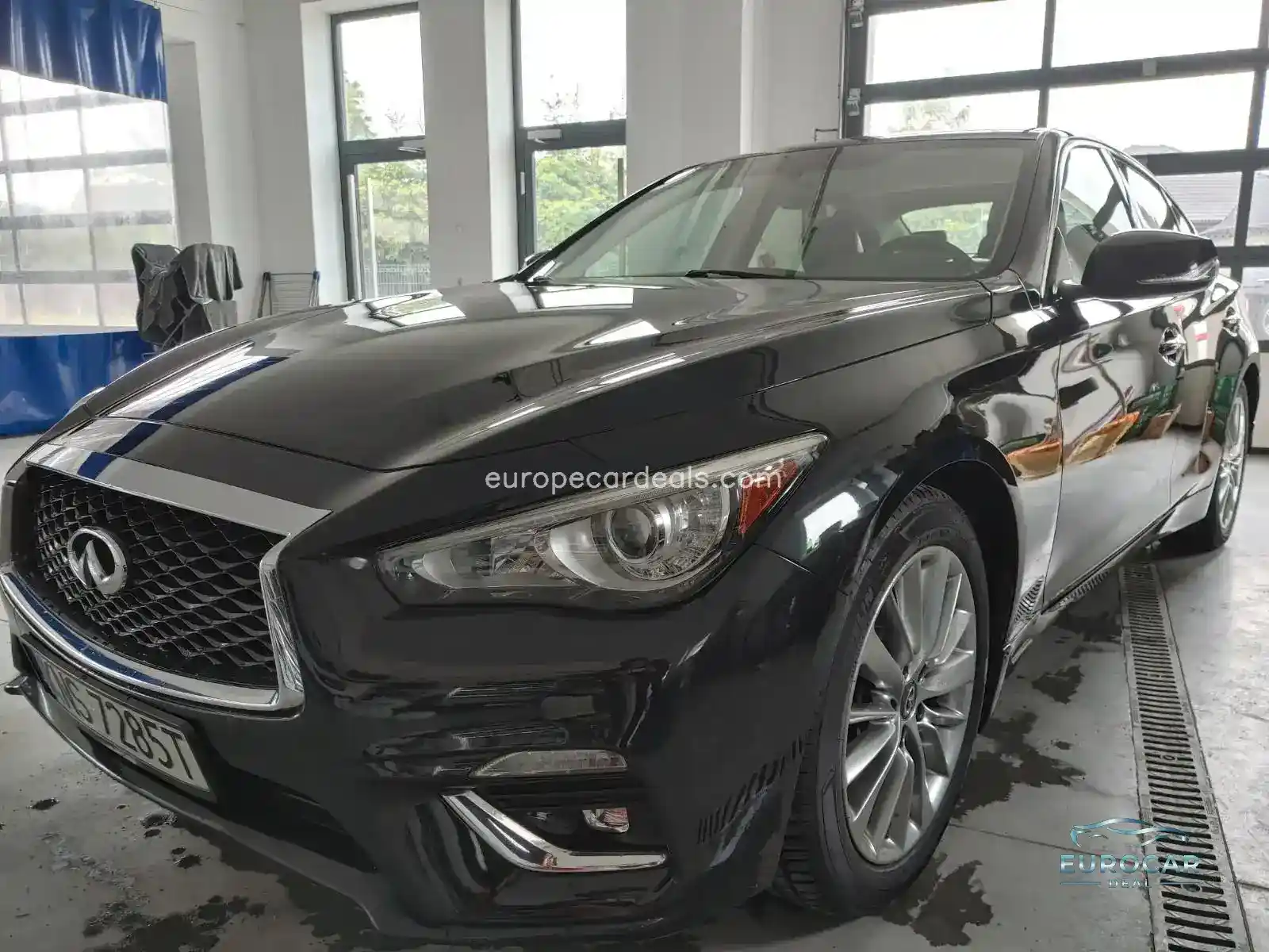 Infiniti Q50