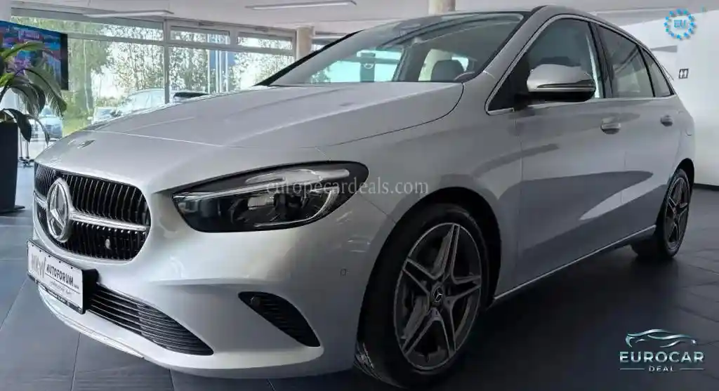 Mercedes-Benz B 180