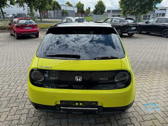 Honda e