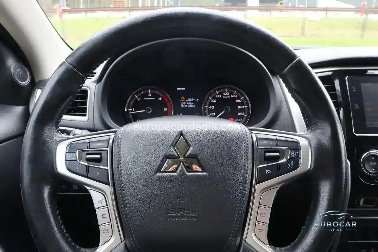 Mitsubishi L200