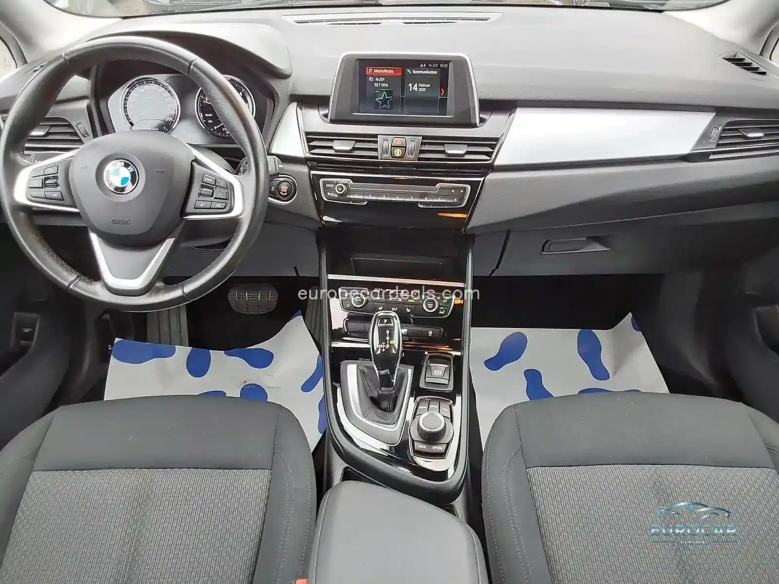 BMW 218