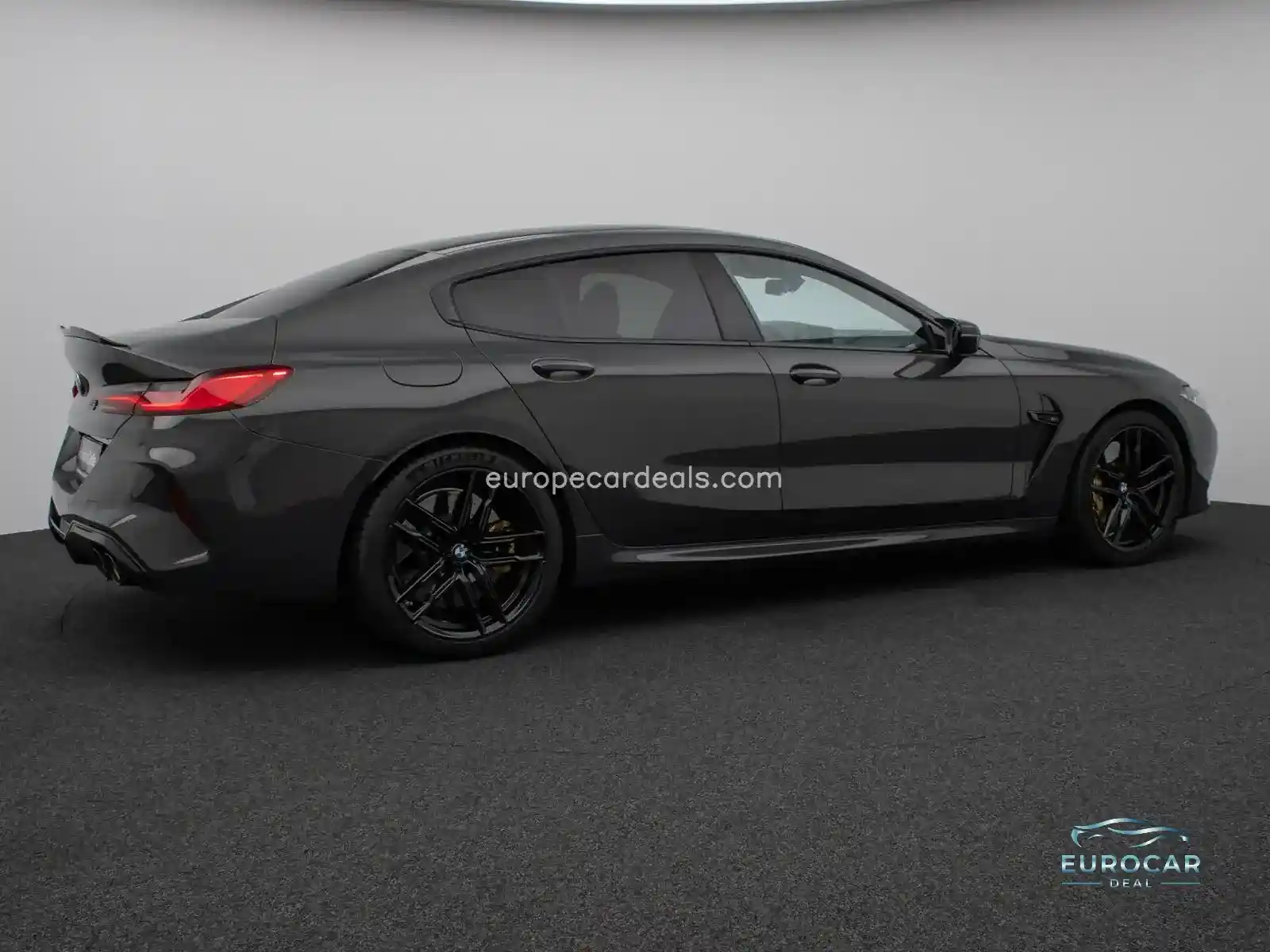 BMW M8