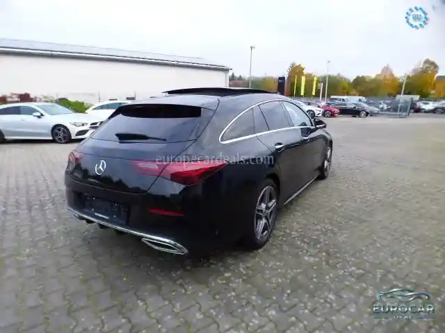 Mercedes-Benz CLA 200 Shooting Brake