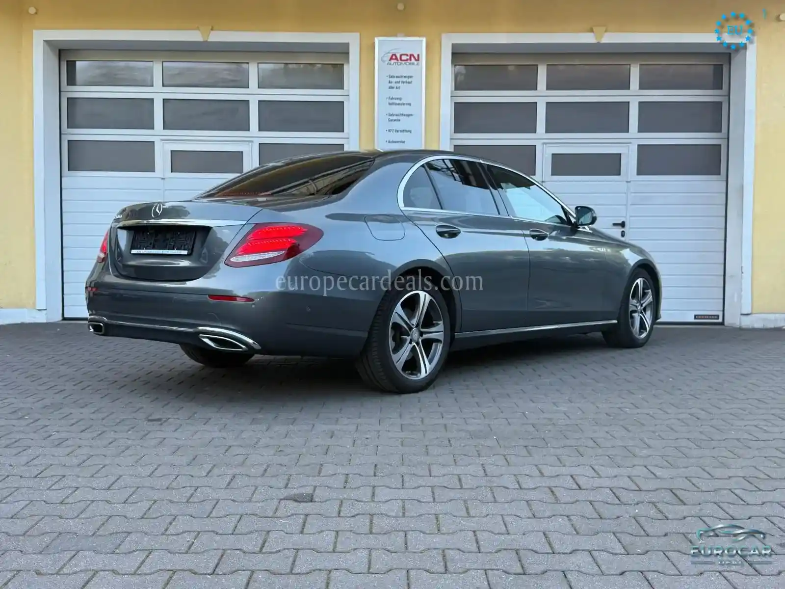 Mercedes-Benz E 300