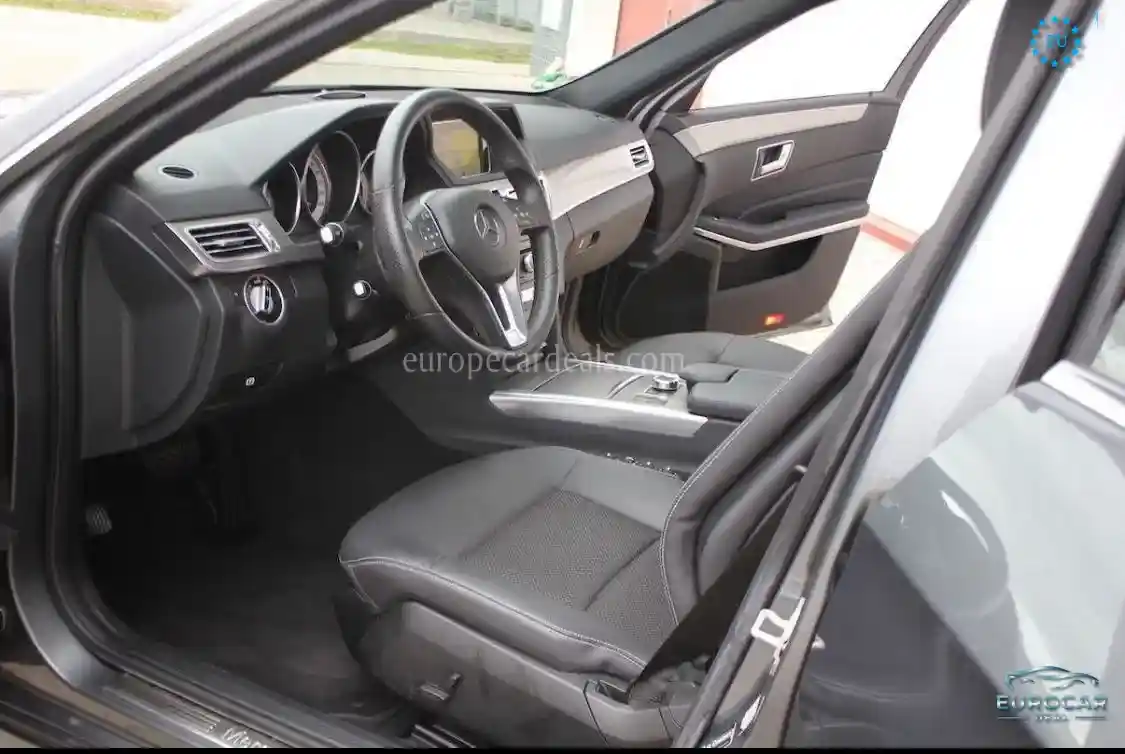 Mercedes-Benz E 200