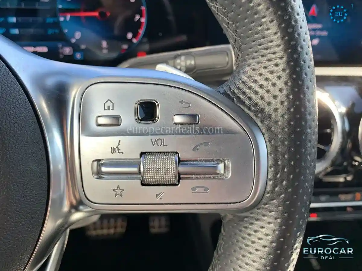 Mercedes-Benz A 35 AMG