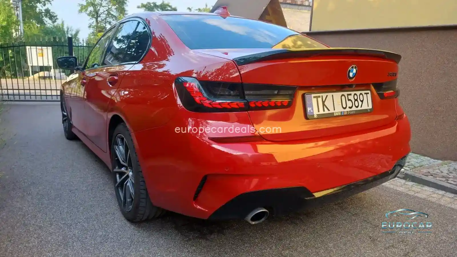 BMW 330