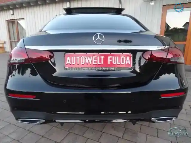 Mercedes-Benz E 400