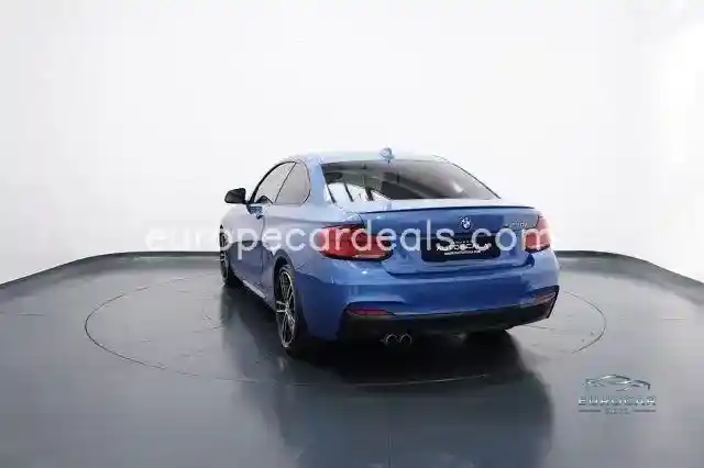 BMW 230