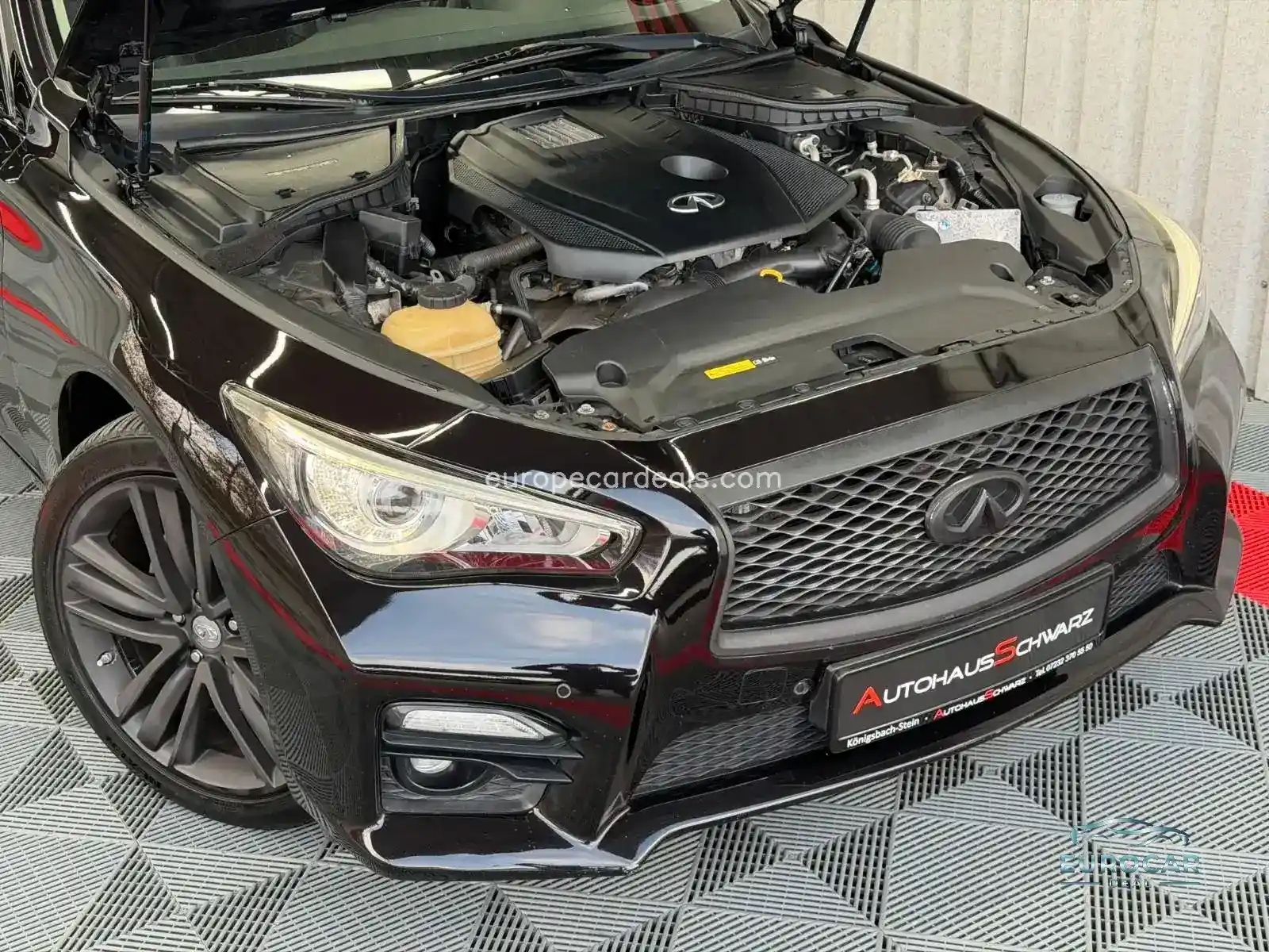 Infiniti Q50