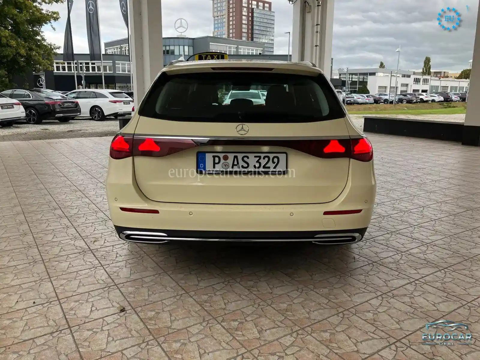 Mercedes-Benz E 200