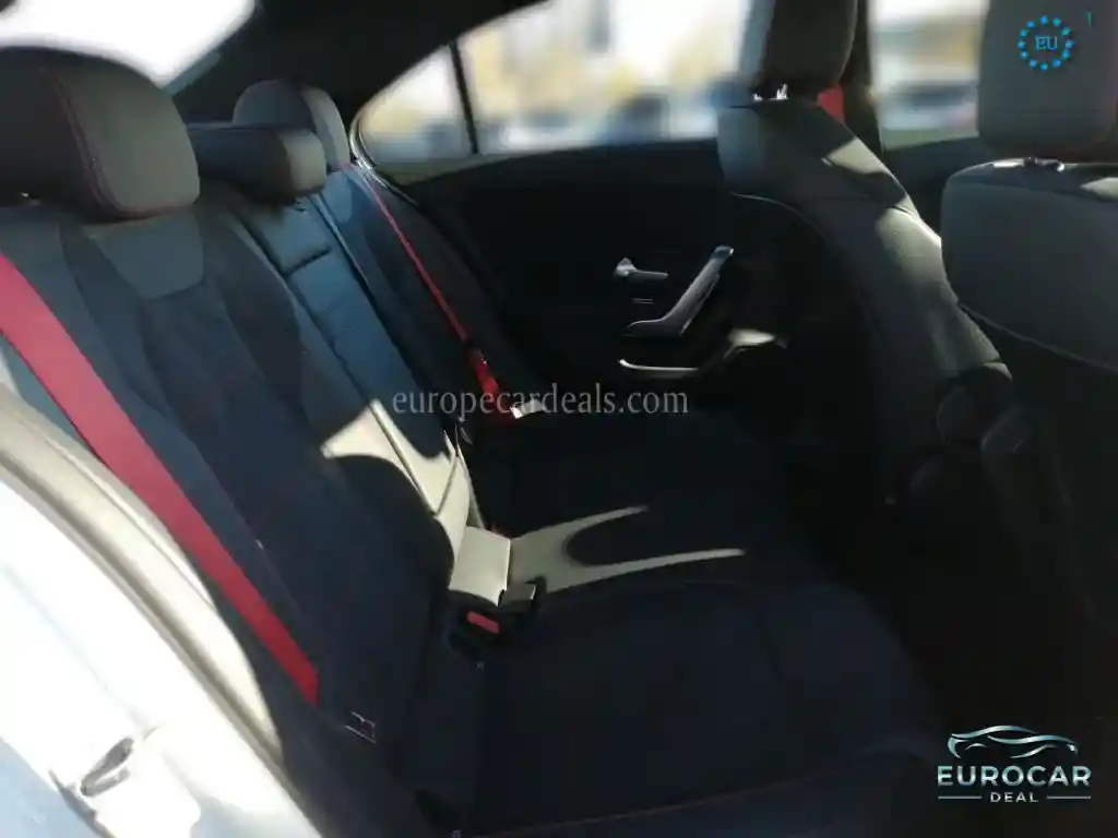 Mercedes-Benz A 35 AMG