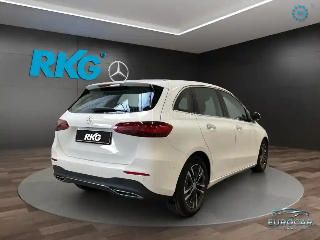 Mercedes-Benz B 200