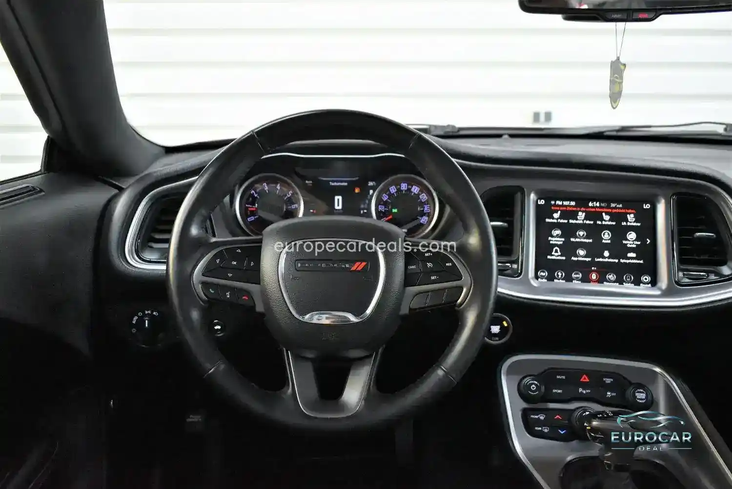 Dodge Challenger
