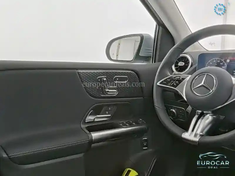 Mercedes-Benz B 220