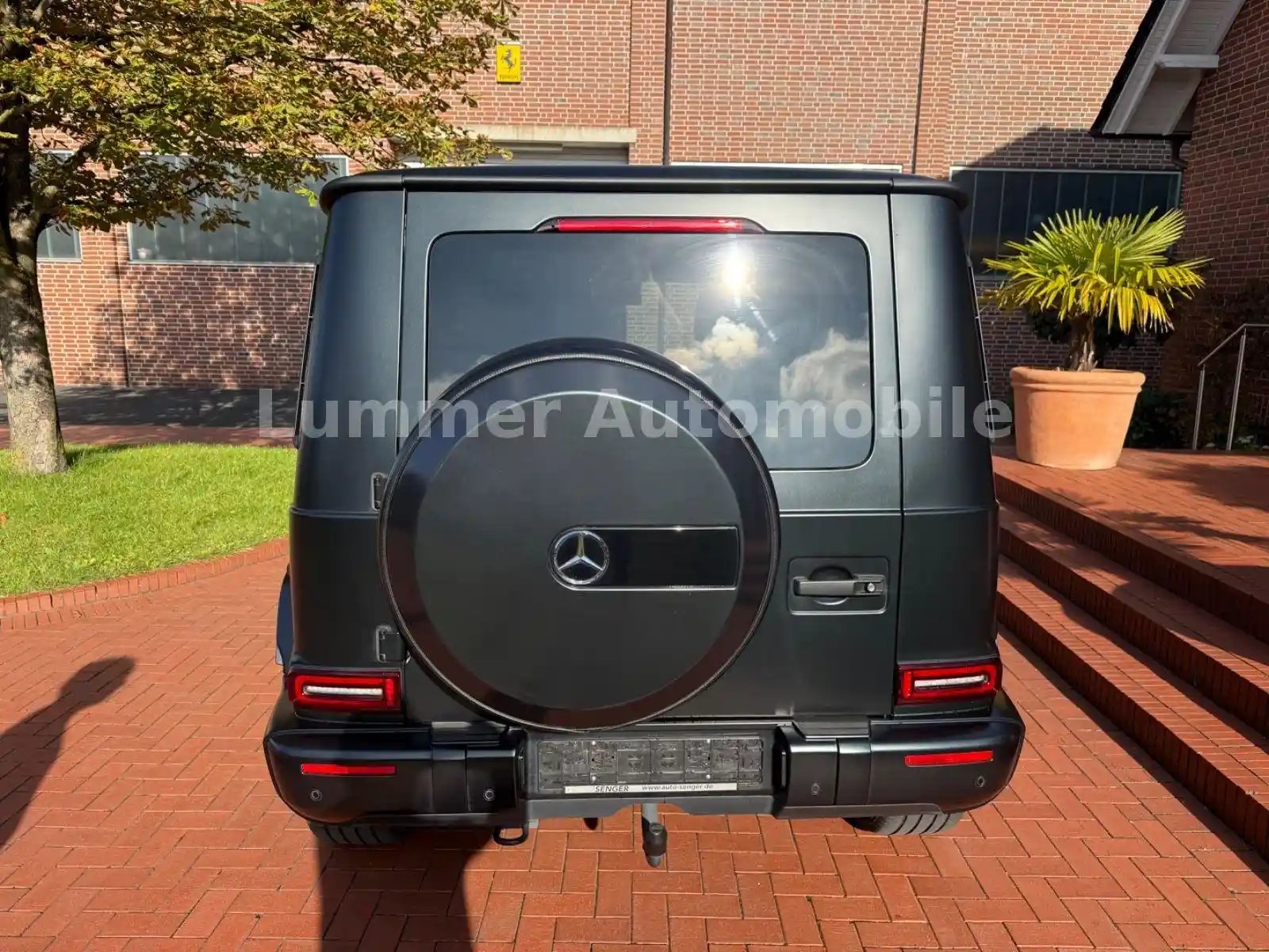 Mercedes-Benz G 500