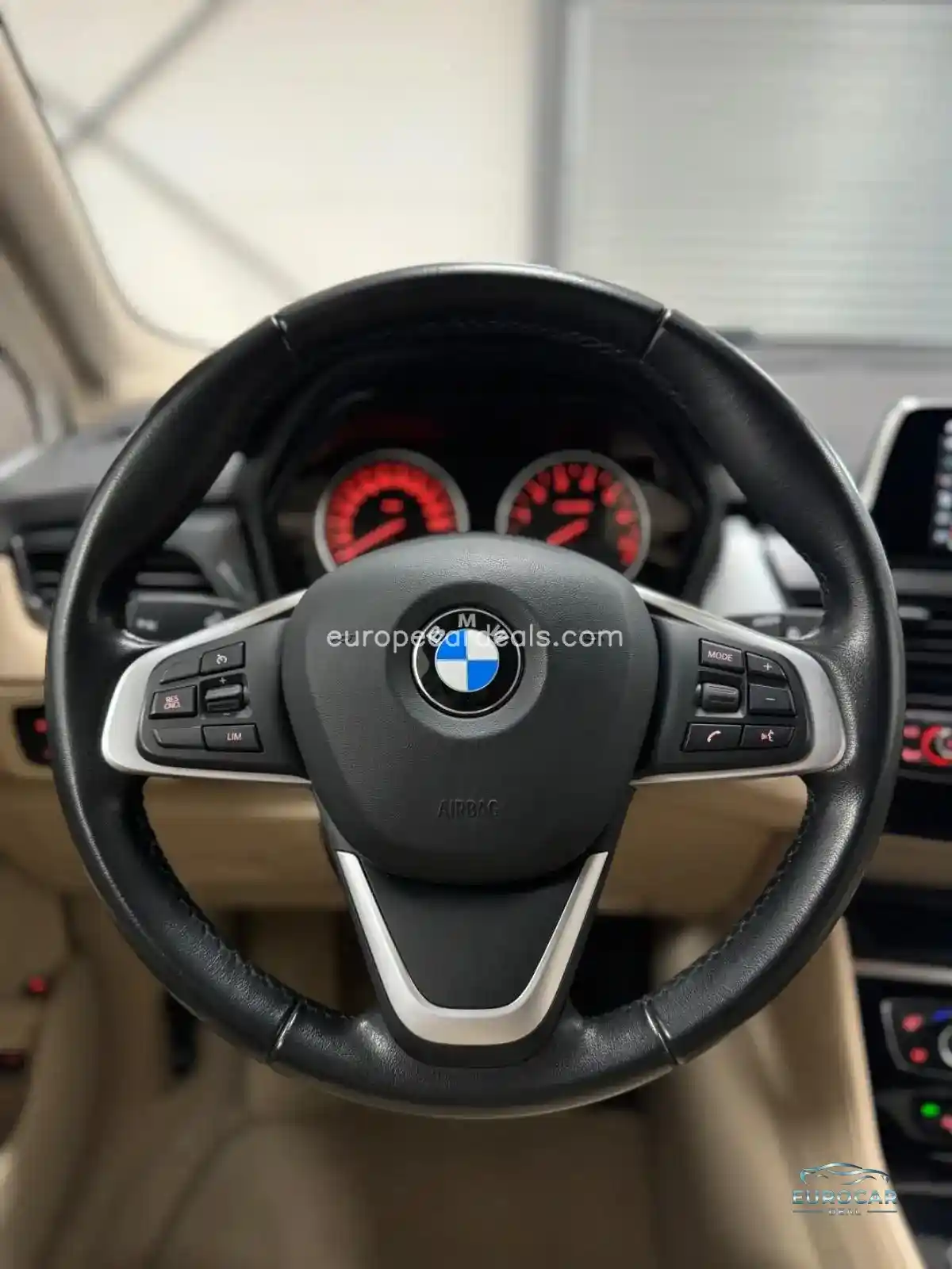 BMW 225