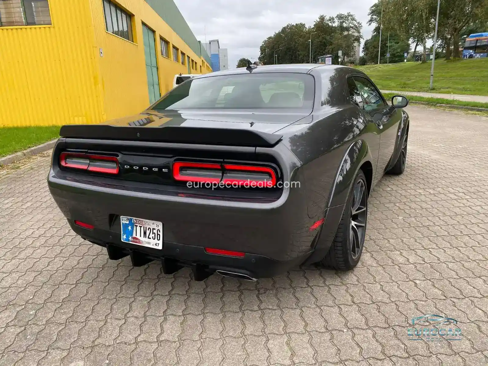 Dodge Challenger