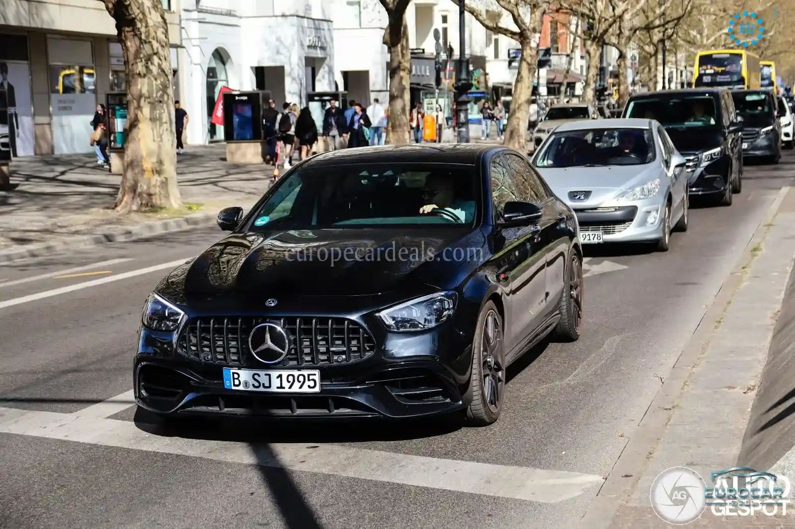 Mercedes-Benz E 63 AMG