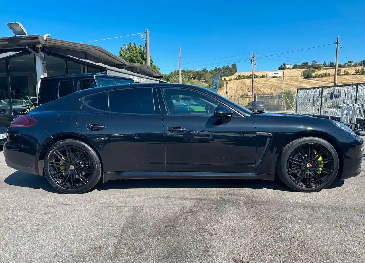 Porsche Panamera
