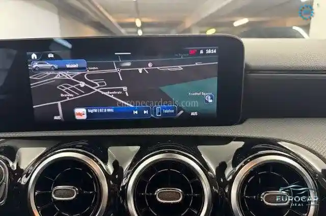 Mercedes-Benz A 250