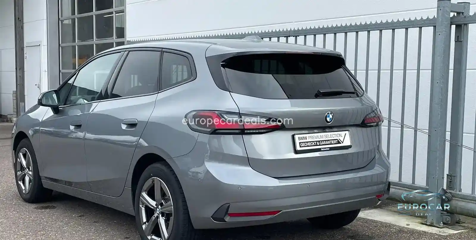 BMW 216