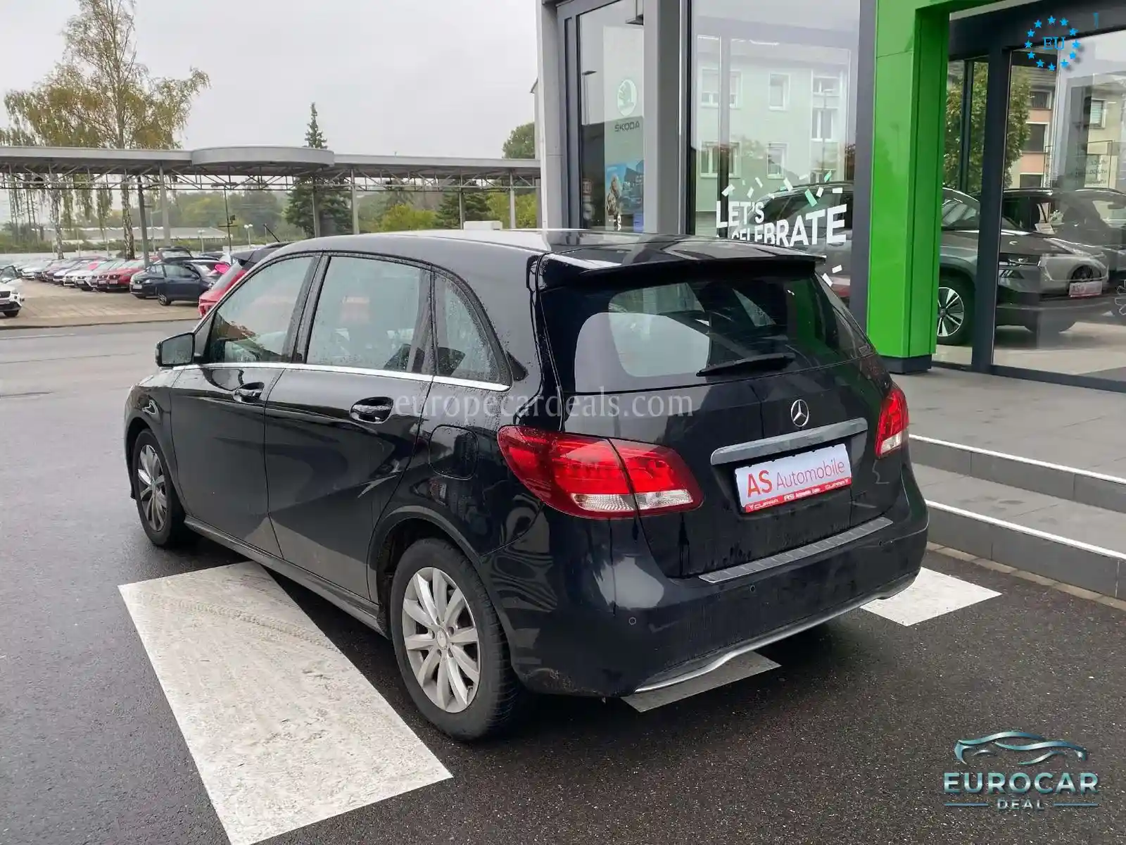 Mercedes-Benz B 180
