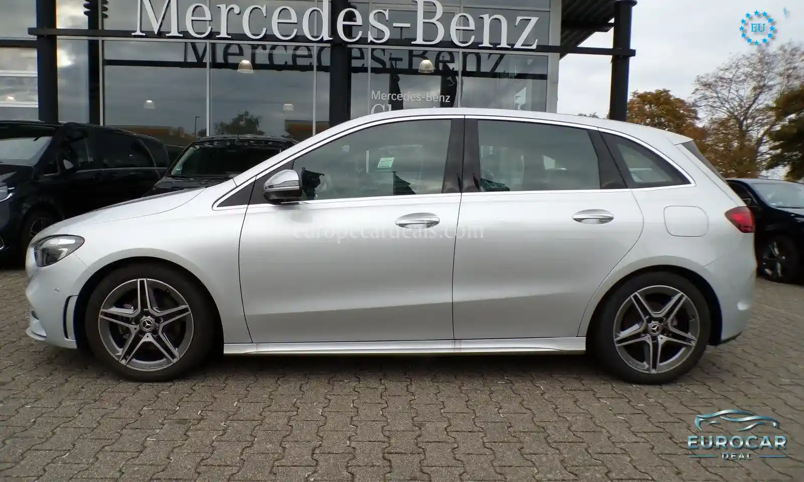 Mercedes-Benz B 180