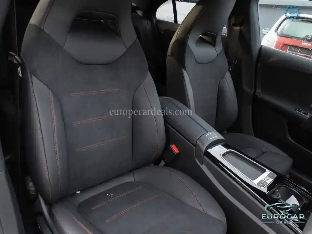 Mercedes-Benz CLA 220