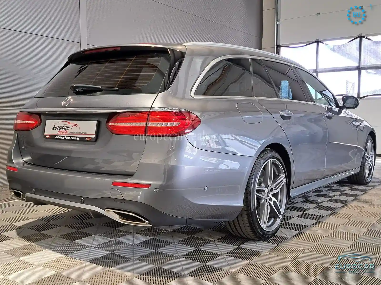 Mercedes-Benz E 400