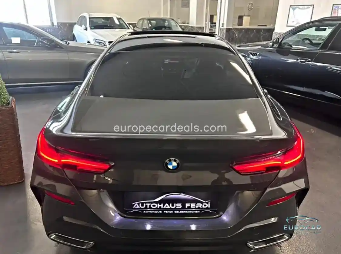BMW 840