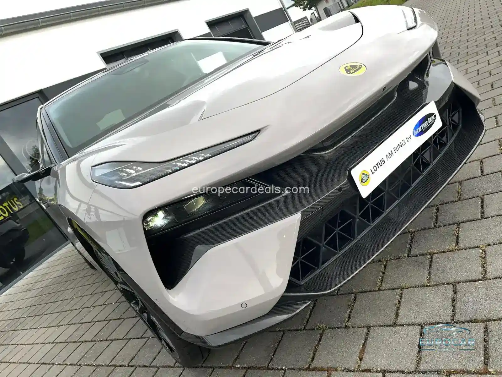 Lotus Eletre